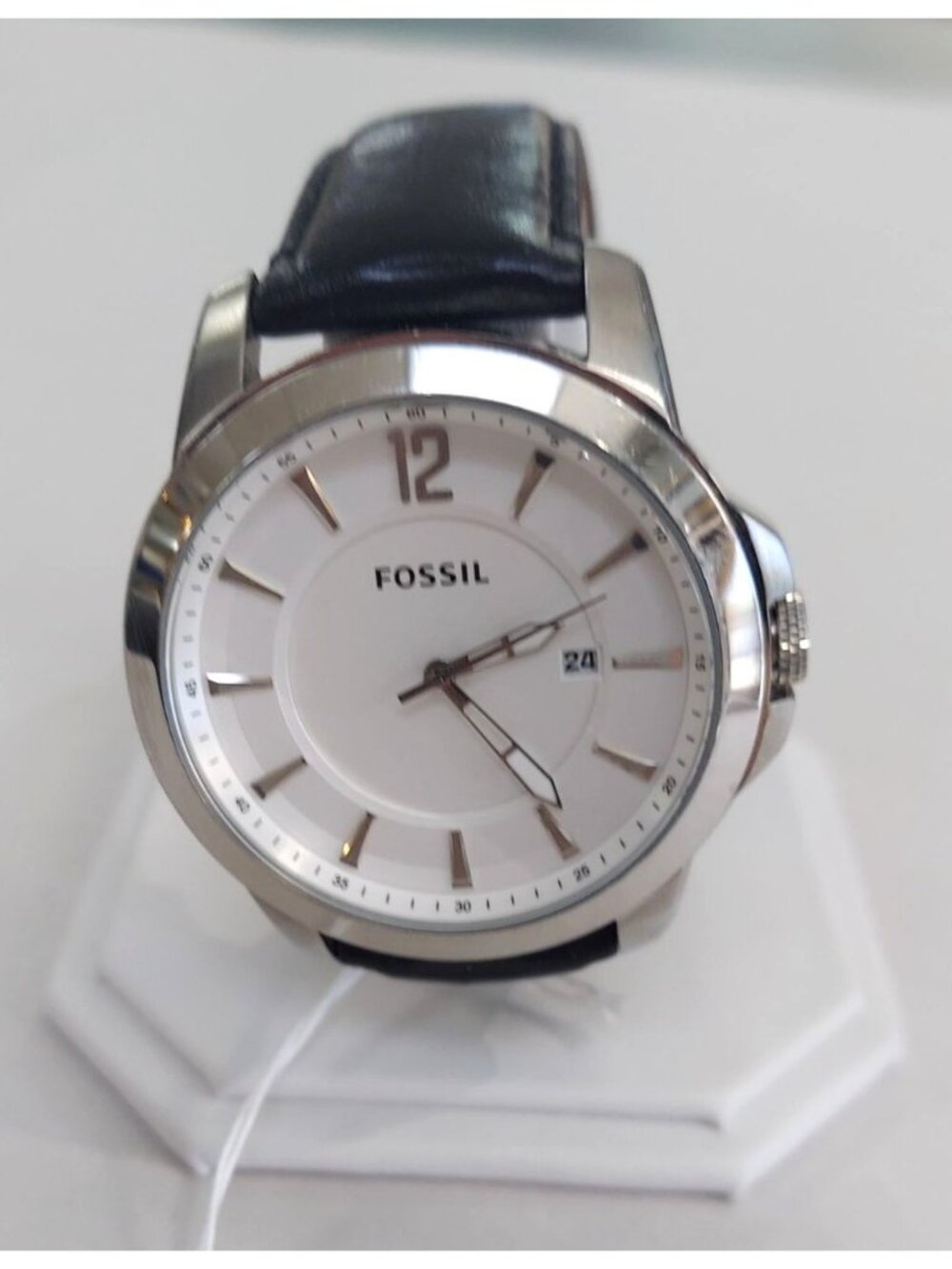 Fossil Mens Stainless Steel Watch With Black Leather Strap & White Dial